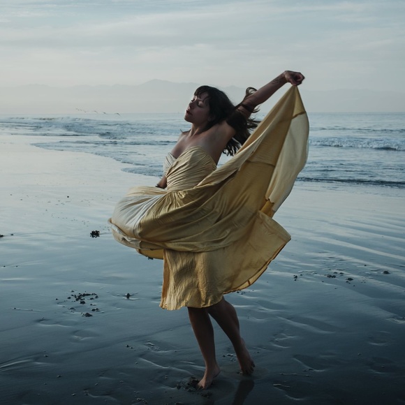 Meet Your Posher, Paige! - Picture 8 of 12